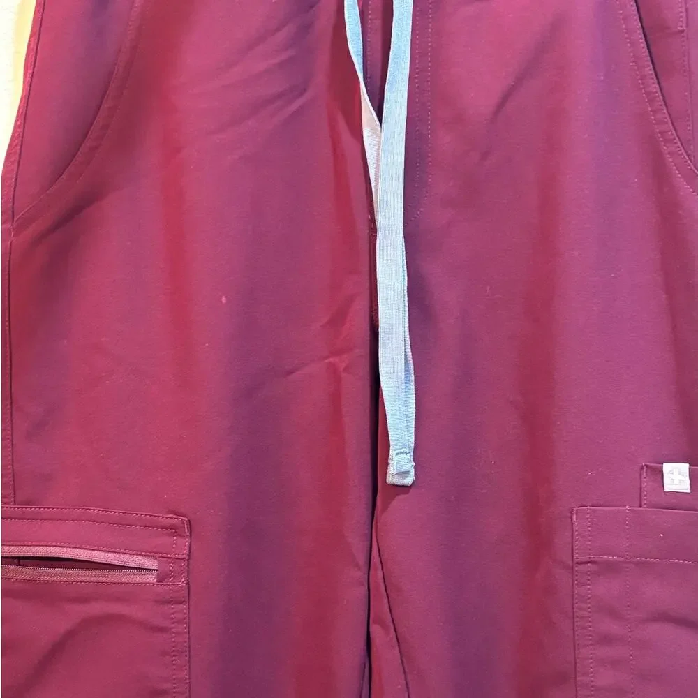 Yola High-Rise Slim Scrub Pant™ Burgundy XS Tall NWOT